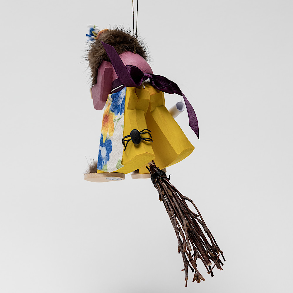 クモと毛皮の魔女 吊るし型: