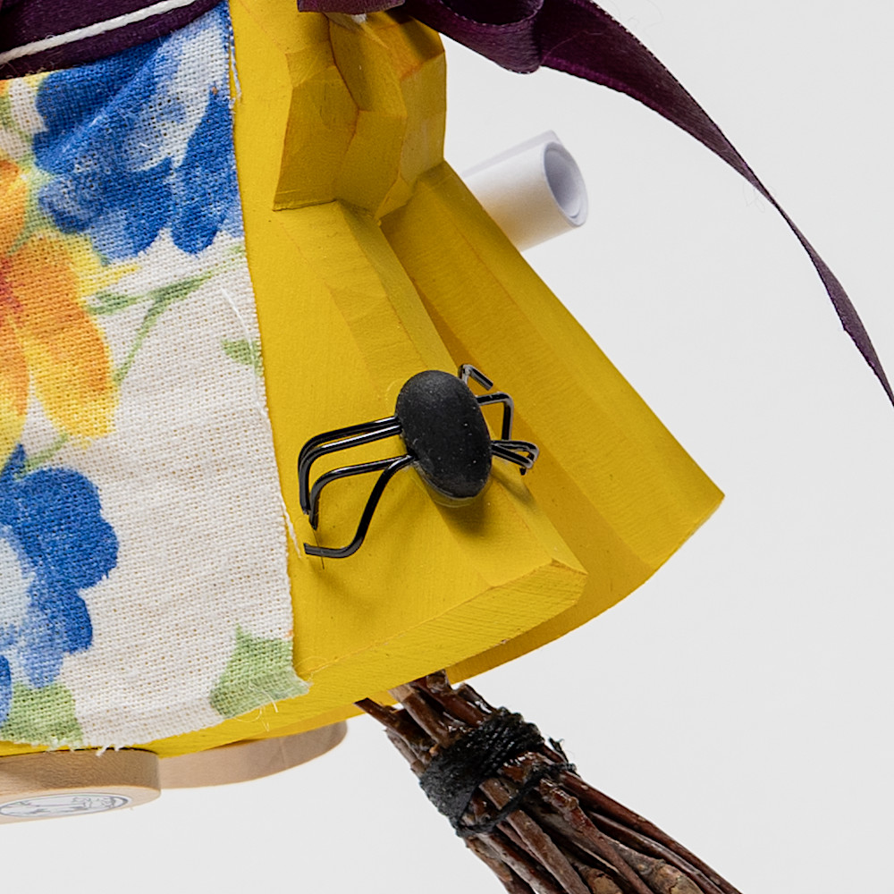 クモと毛皮の魔女 吊るし型: