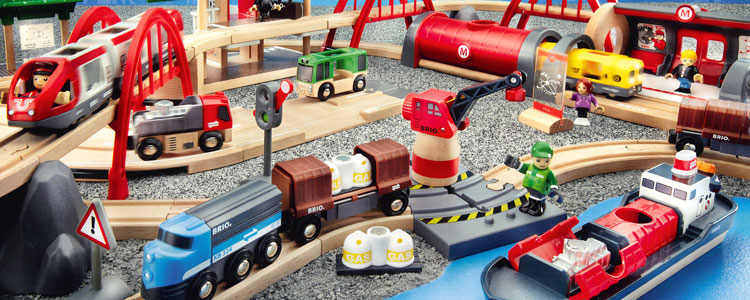 BRIO WORLD レール\u0026ロードデラックスセット＆パーキングガレージ